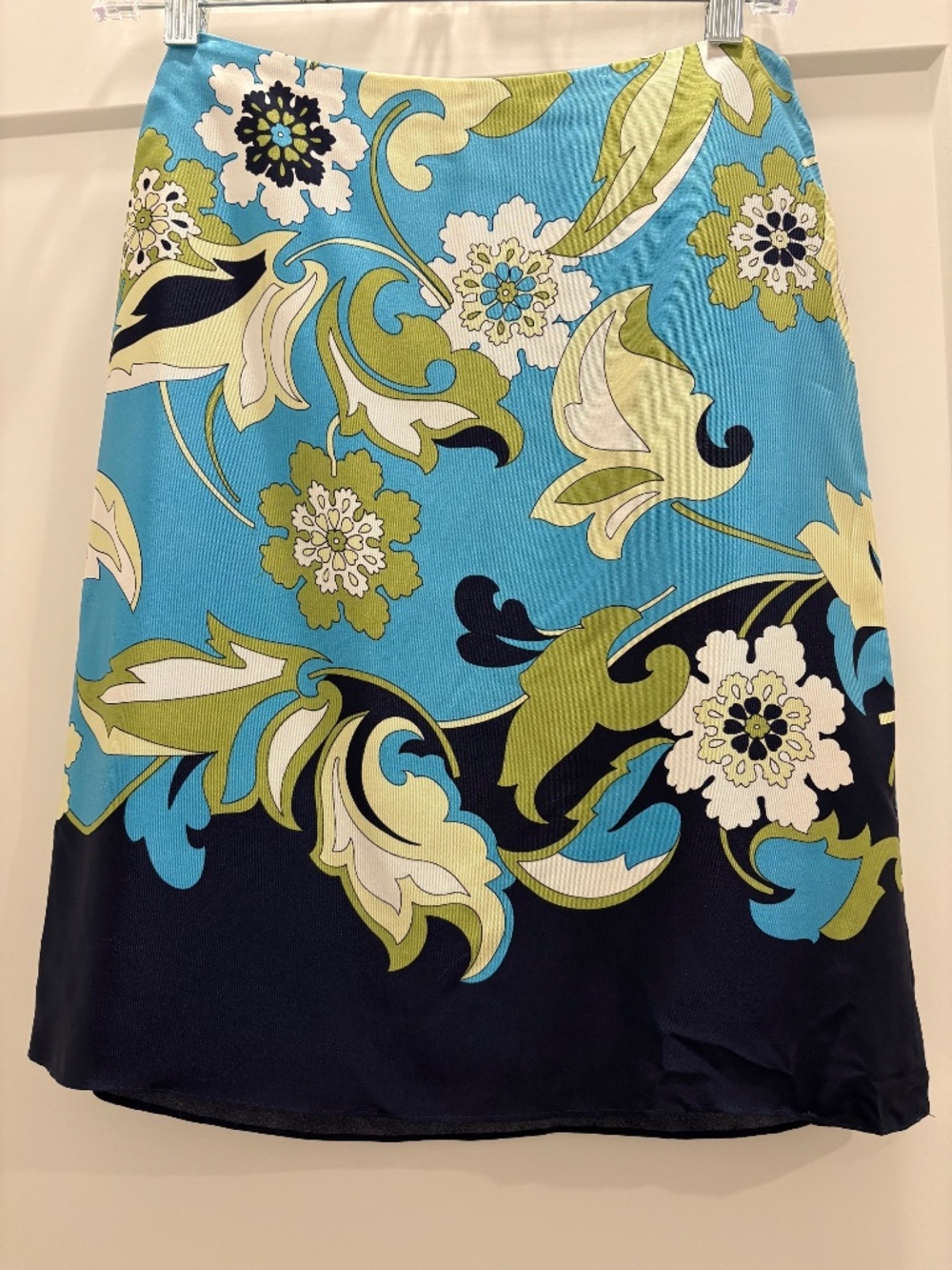 ANN TAYLOR Silk Print Skirt; Size: 0 Petite